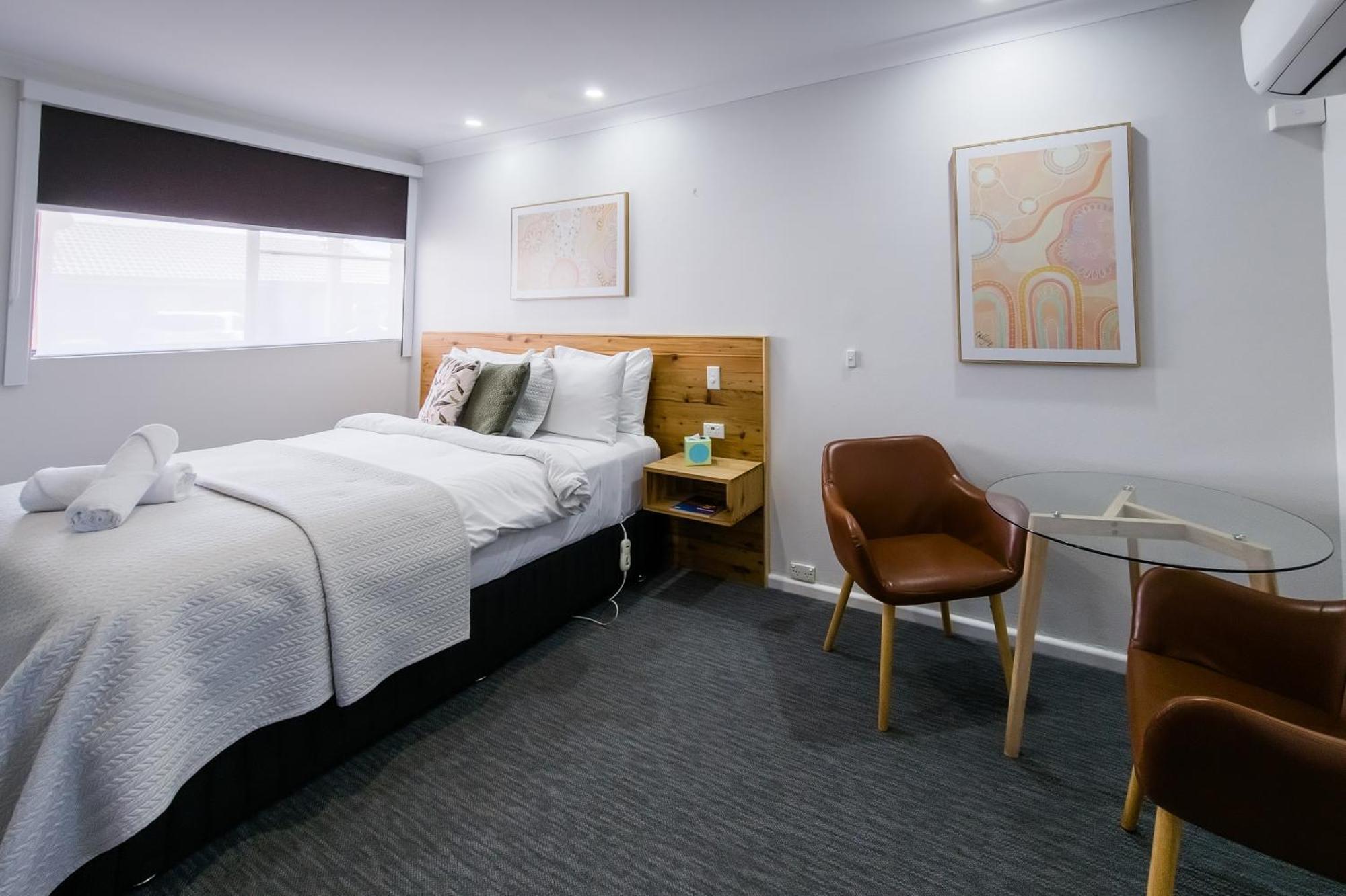 Roydons Motor Inn Tamworth Bilik gambar